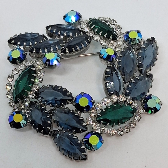 Jewelry - * Vintage Green & Blue With AB Crystals Pin Brooch